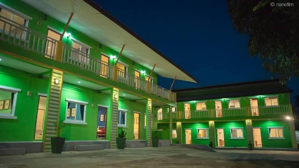 VII House Rawai Phuket Villa Екстериор снимка
