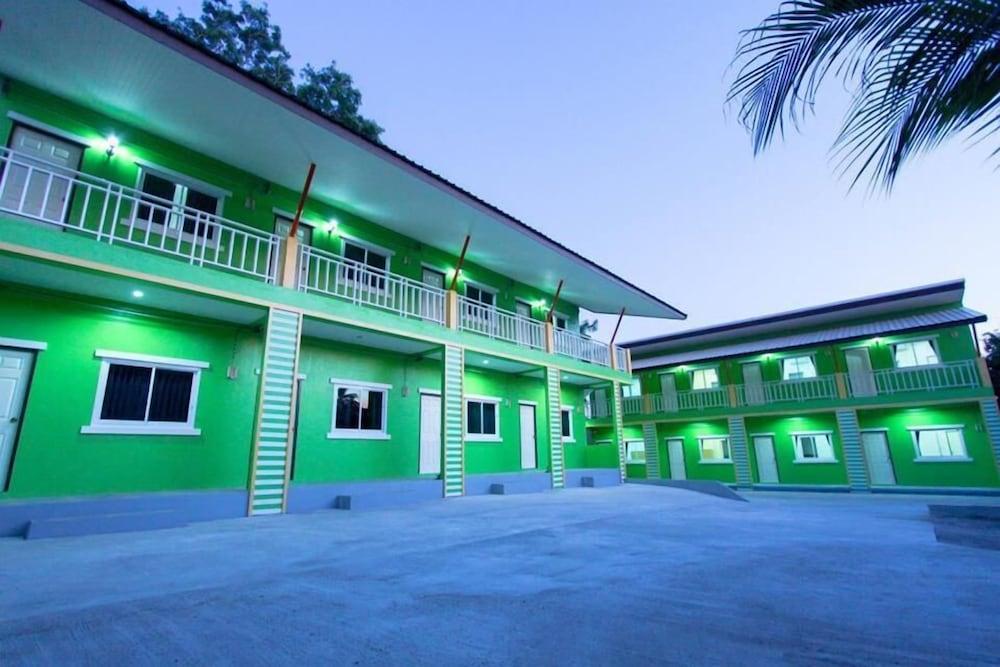 VII House Rawai Phuket Villa Екстериор снимка