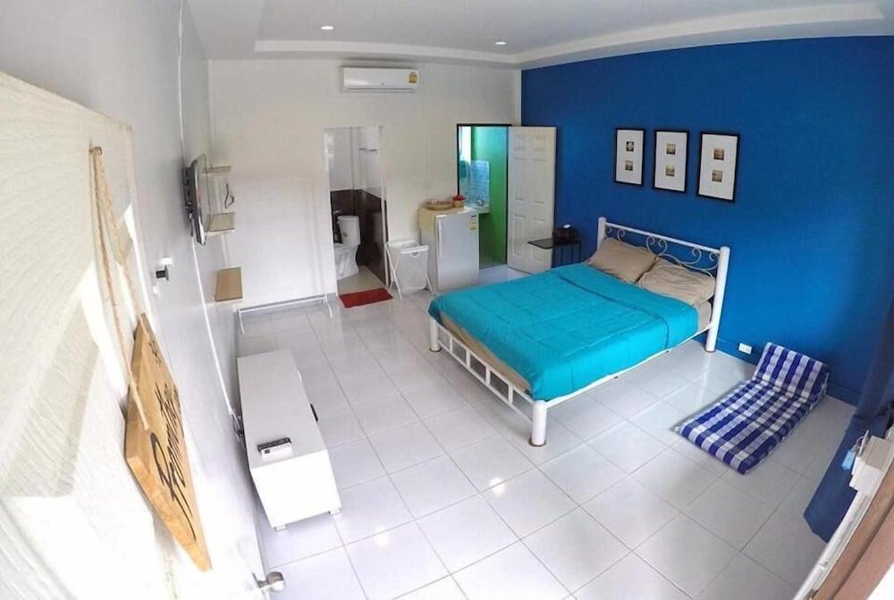 VII House Rawai Phuket Villa Екстериор снимка