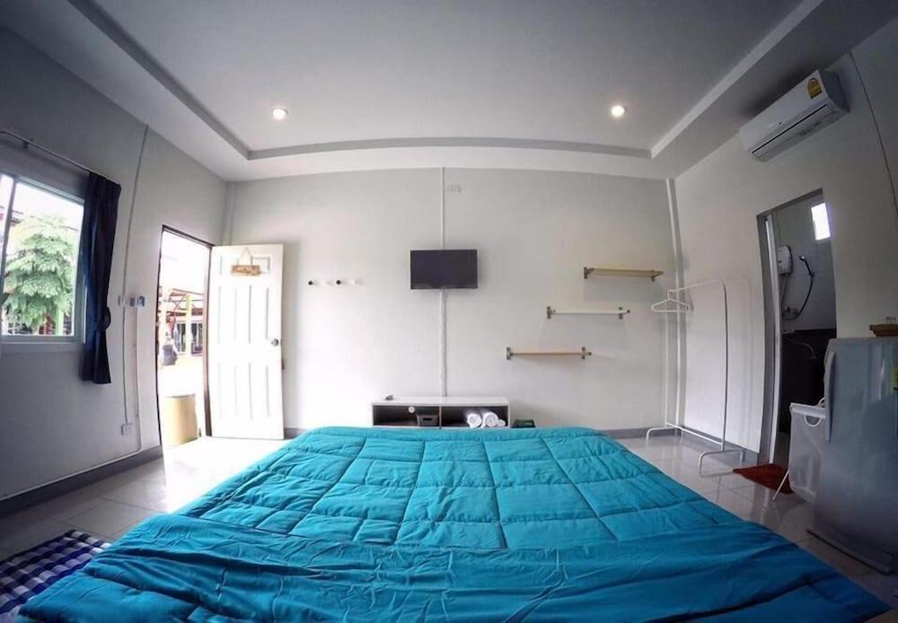 VII House Rawai Phuket Villa Екстериор снимка